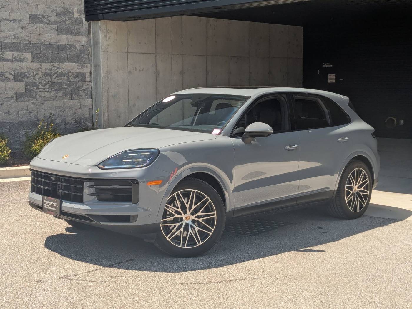 2025 Porsche Cayenne Cayenne — SUV — 4,730 mi — Cockeysville, MD