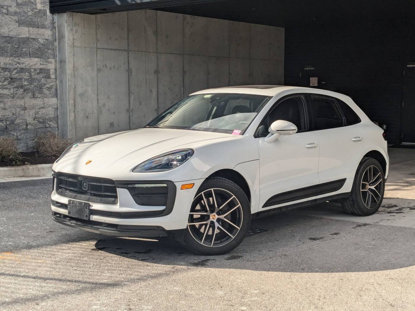 2022 Porsche Macan Standard — SUV — 15,450 mi — Cockeysville, MD