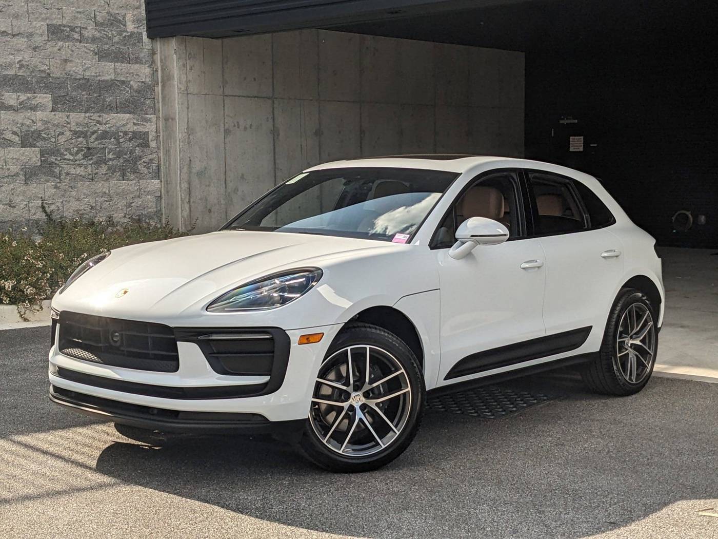 2025 Porsche Macan Standard — SUV — 2,663 mi — Cockeysville, MD