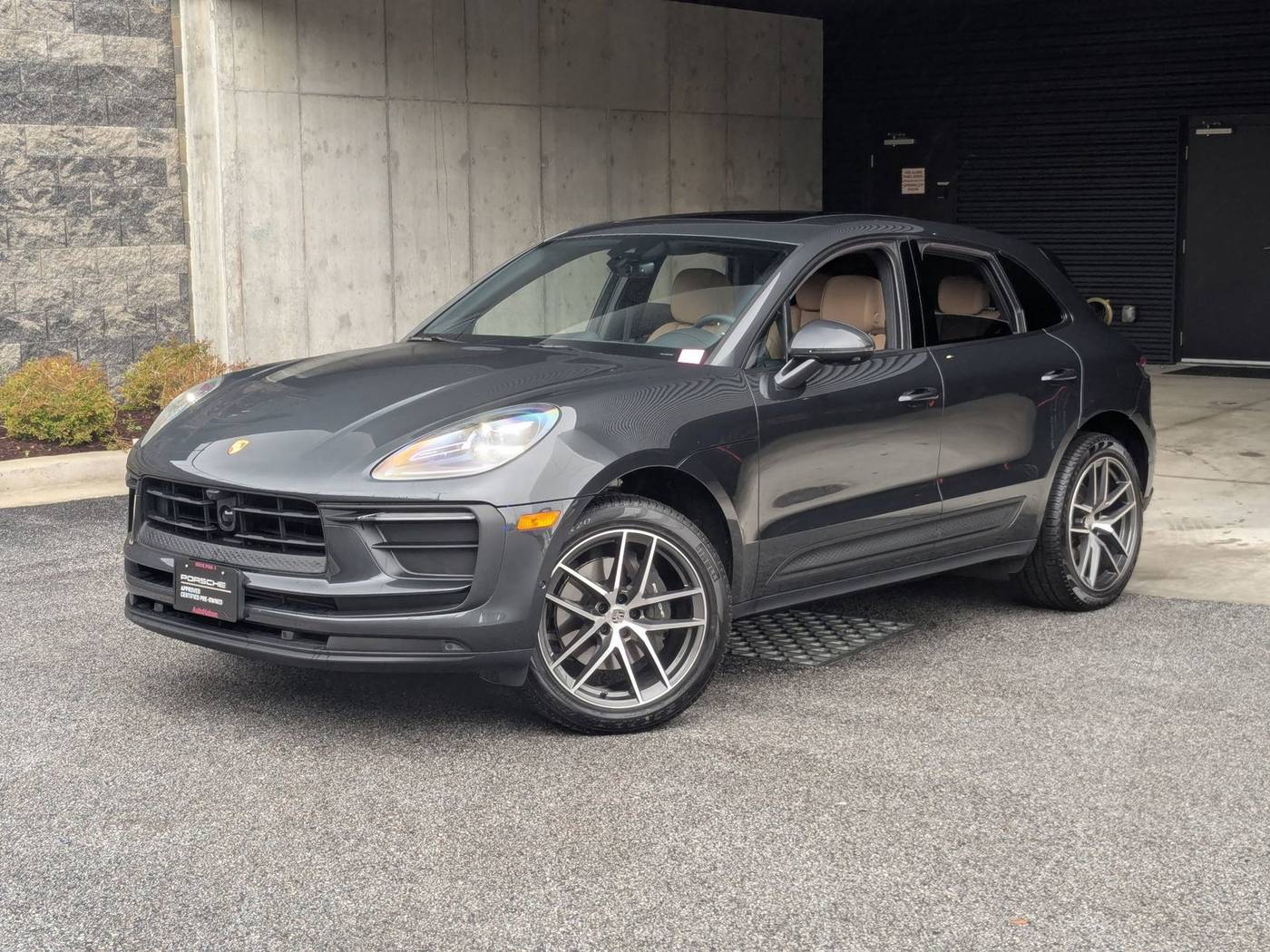 2025 Porsche Macan Standard — SUV — 4,053 mi — Cockeysville, MD