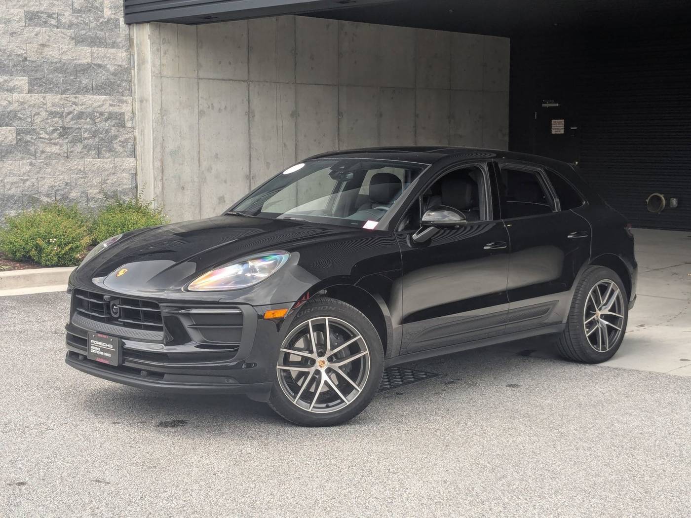 2025 Porsche Macan Macan — SUV — 3,605 mi — Cockeysville, MD