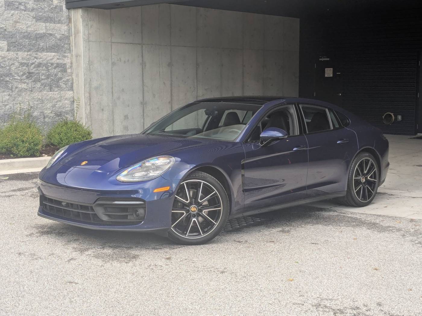2022 Porsche Panamera 4 Platinum Edition — Hatchback — 37,710 mi — Cockeysville, MD