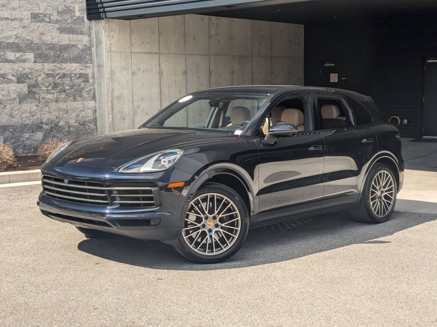 2023 Porsche Cayenne Platinum Edition — SUV — 29,710 mi — Cockeysville, MD