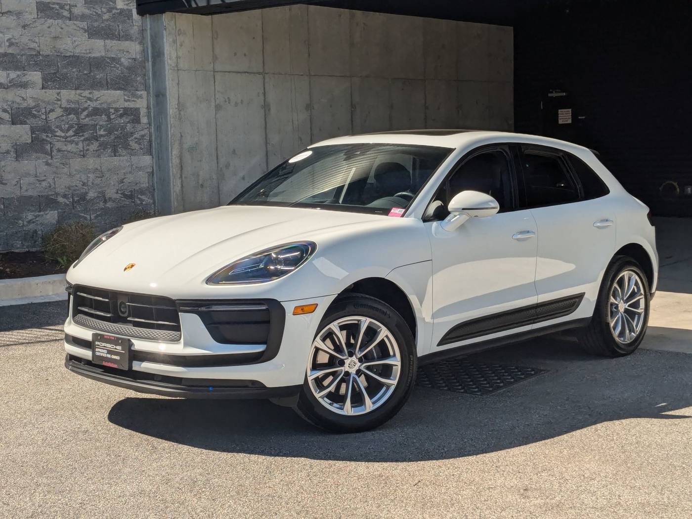 2025 Porsche Macan Standard — SUV — 3,672 mi — Cockeysville, MD
