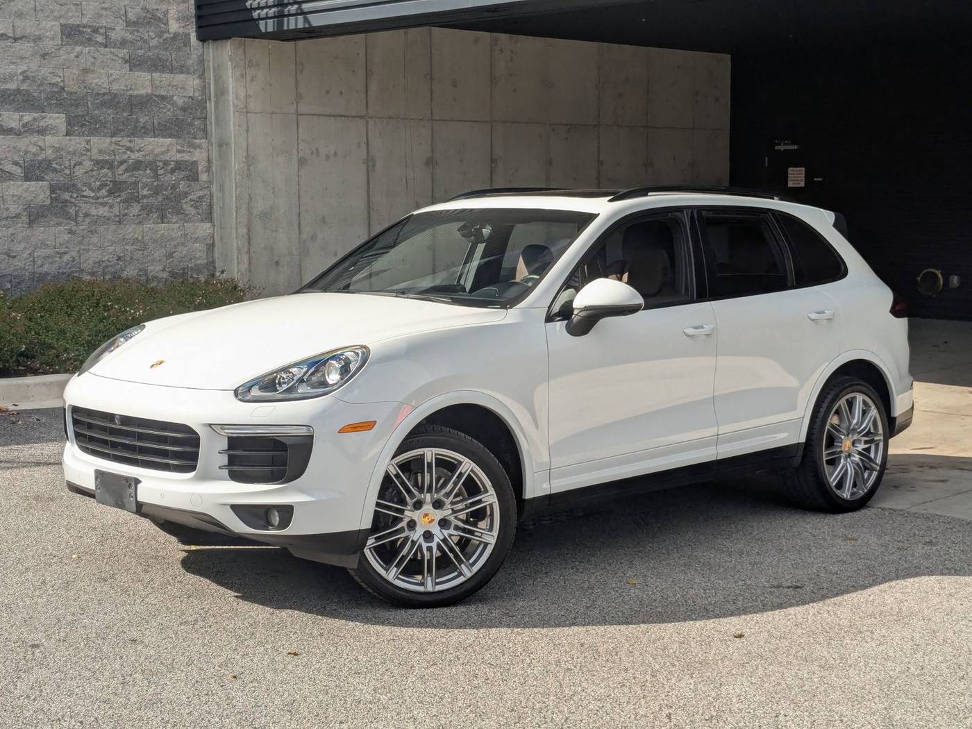 2017 Porsche Cayenne Platinum Ed. — SUV — 74,629 mi — Cockeysville, MD