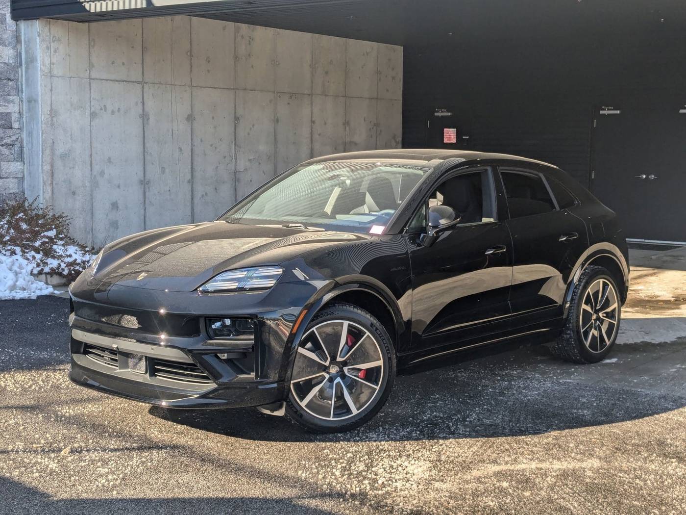 2025 Porsche Macan Electric Turbo — SUV — 2,546 mi — Cockeysville, MD