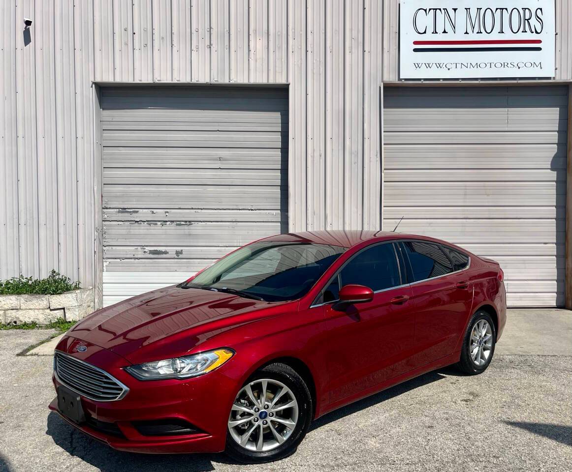 2017 Ford Fusion SE — Sedan — 76,859 mi — Houston, TX