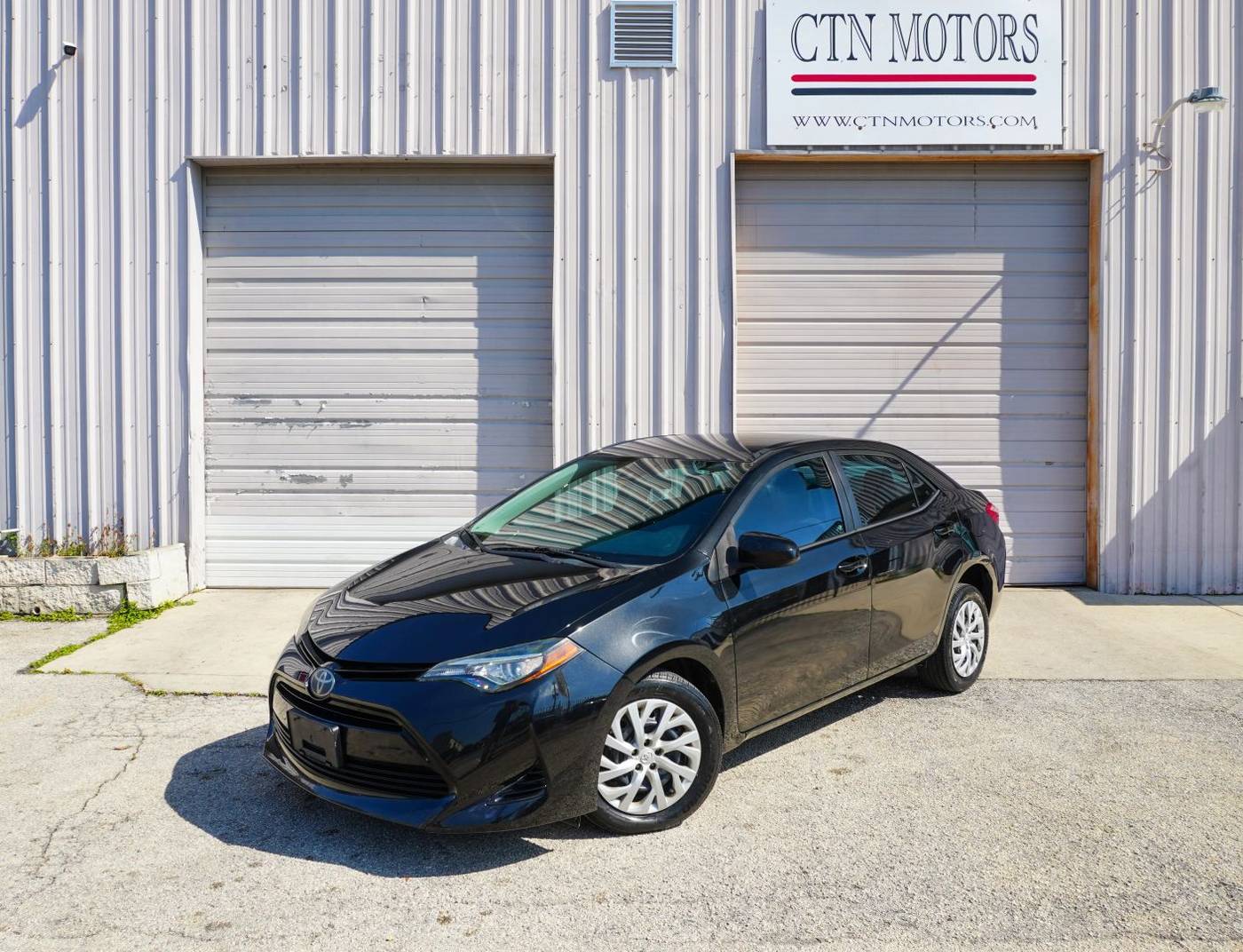 2017 Toyota Corolla SE — Sedan — 110,112 mi — Houston, TX