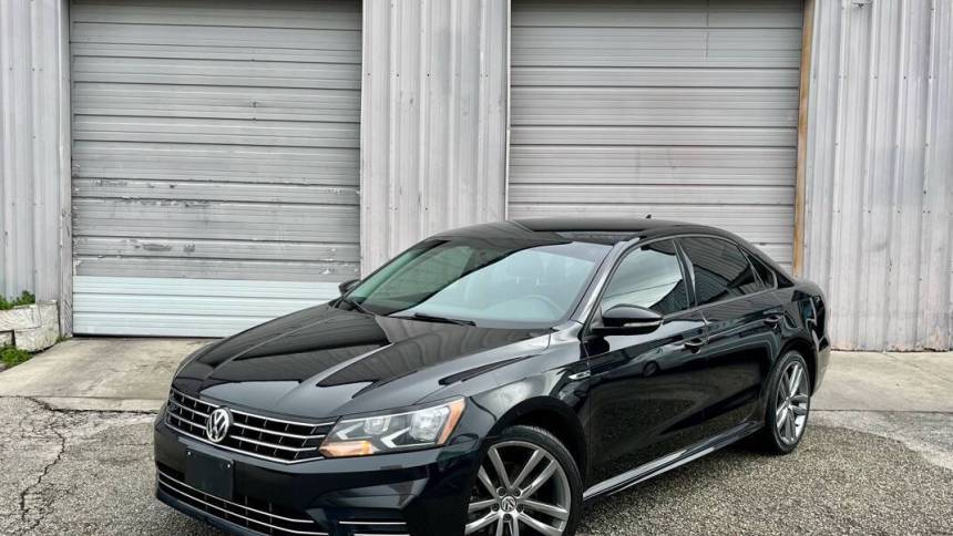 2018 Volkswagen Passat R-Line — Sedan — 92,975 mi — Houston, TX