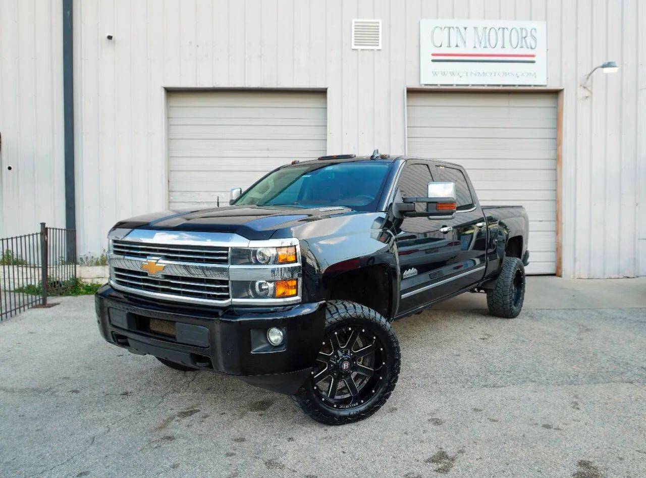 2016 Chevrolet Silverado 2500HD High Country — Pickup Truck — 189,822 mi — Houston, TX