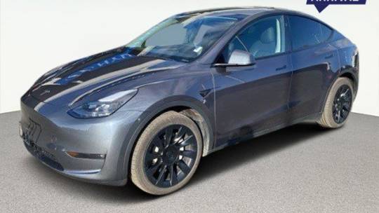2023 Tesla Model Y Long Range — SUV — 4,015 mi — Centennial, CO