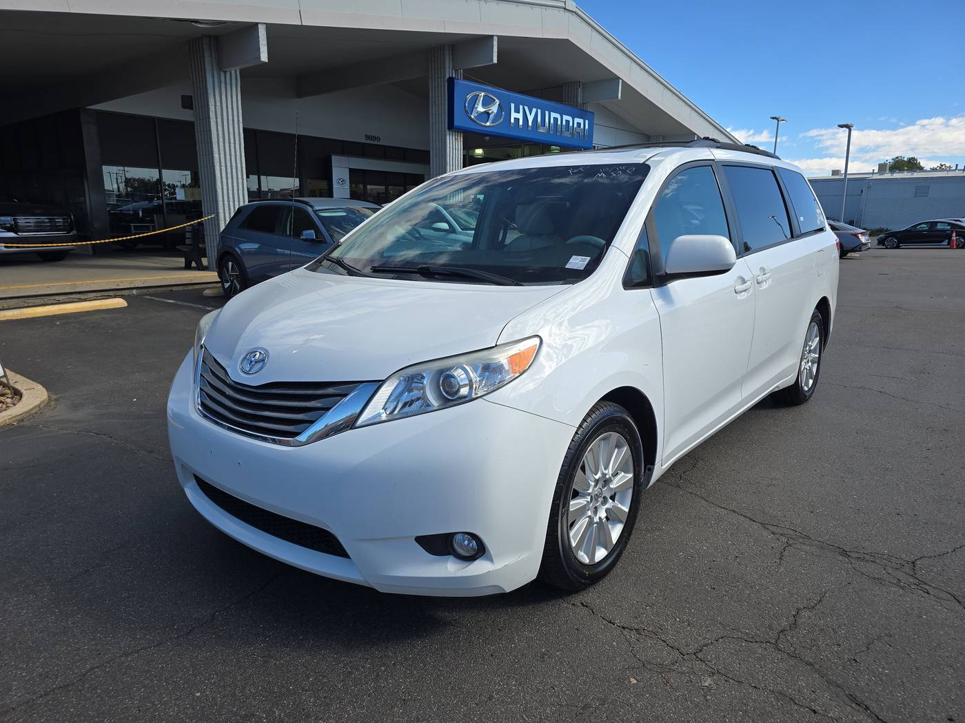 2014 Toyota Sienna Limited — Minivan — 106,362 mi — Centennial, CO