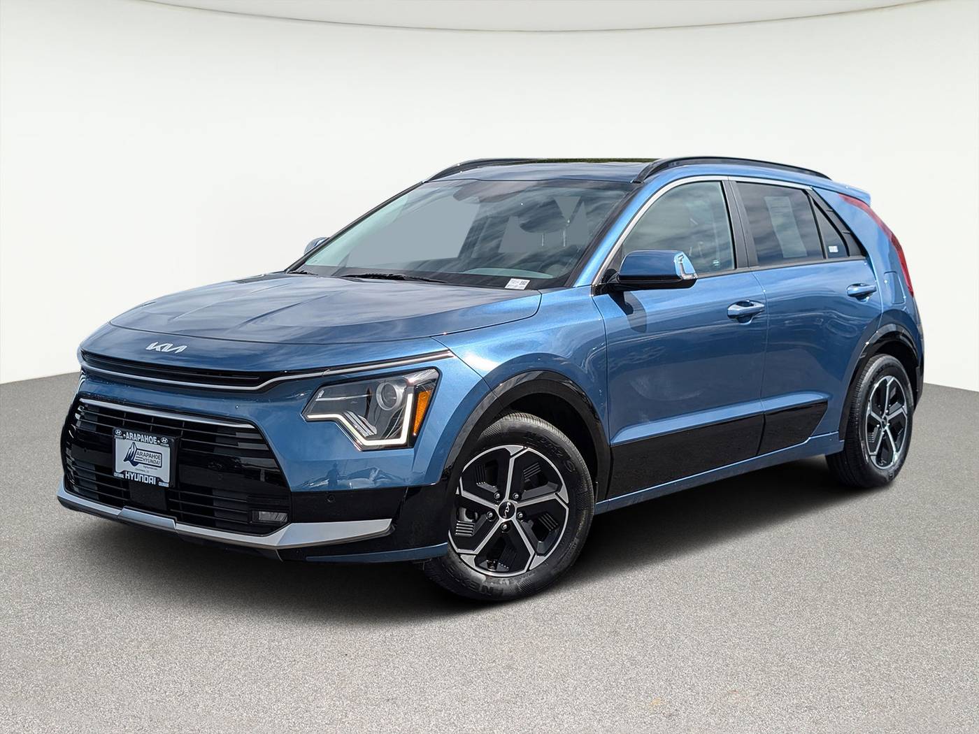 2023 Kia Niro Hybrid SX — SUV — 12,548 mi — Centennial, CO