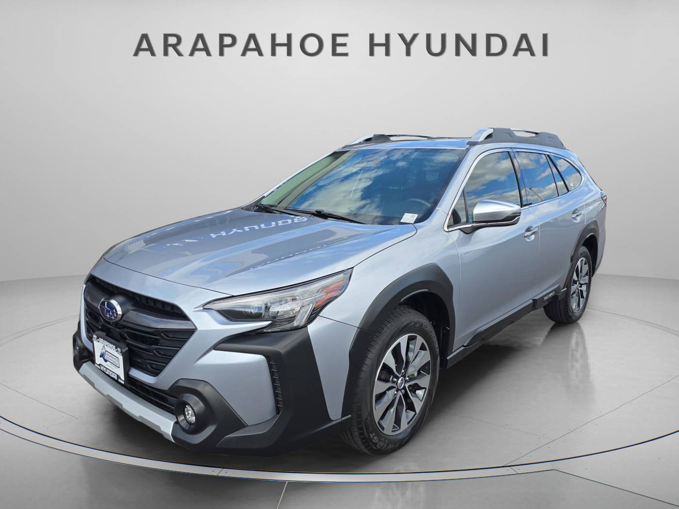 2024 Subaru Outback Touring — SUV — 18,107 mi — Centennial, CO