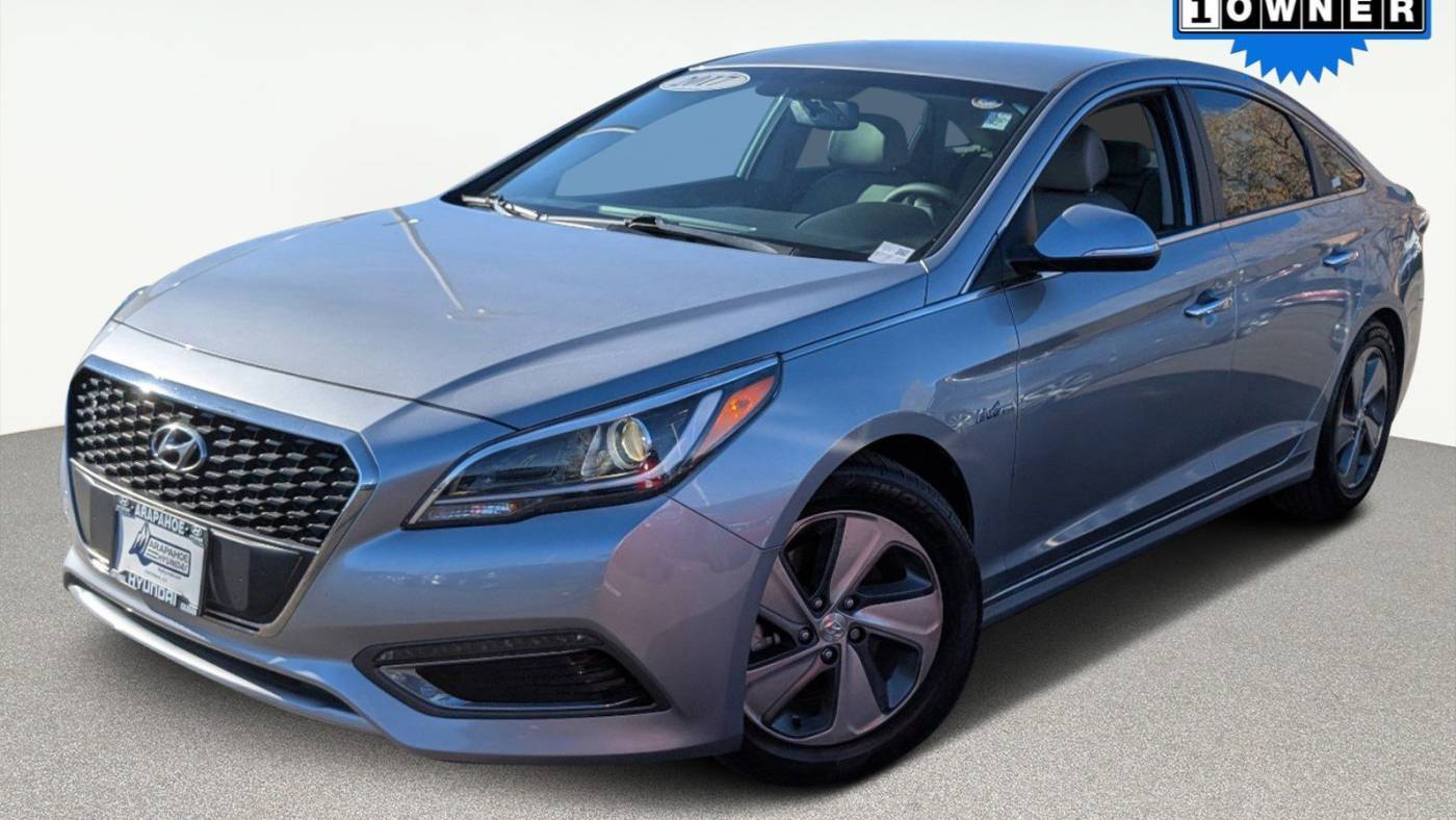 2017 Hyundai Sonata Hybrid Limited — Sedan — 48,843 mi — Centennial, CO