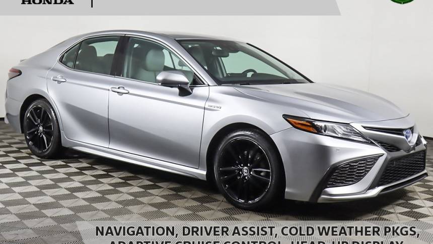 2021 Toyota Camry Hybrid XSE — Sedan — 34,972 mi — Cleveland Heights, OH