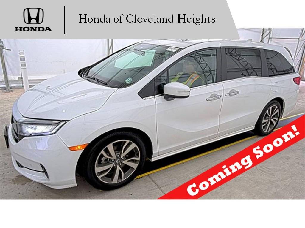 2023 Honda Odyssey Touring — Minivan — 41,991 mi — Cleveland Heights, OH