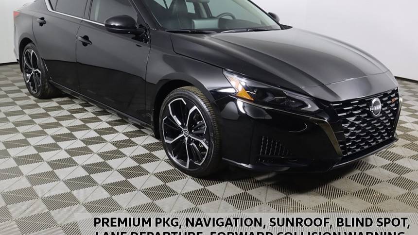 2023 Nissan Altima SR — Sedan — 16,610 mi — Ewing, NJ