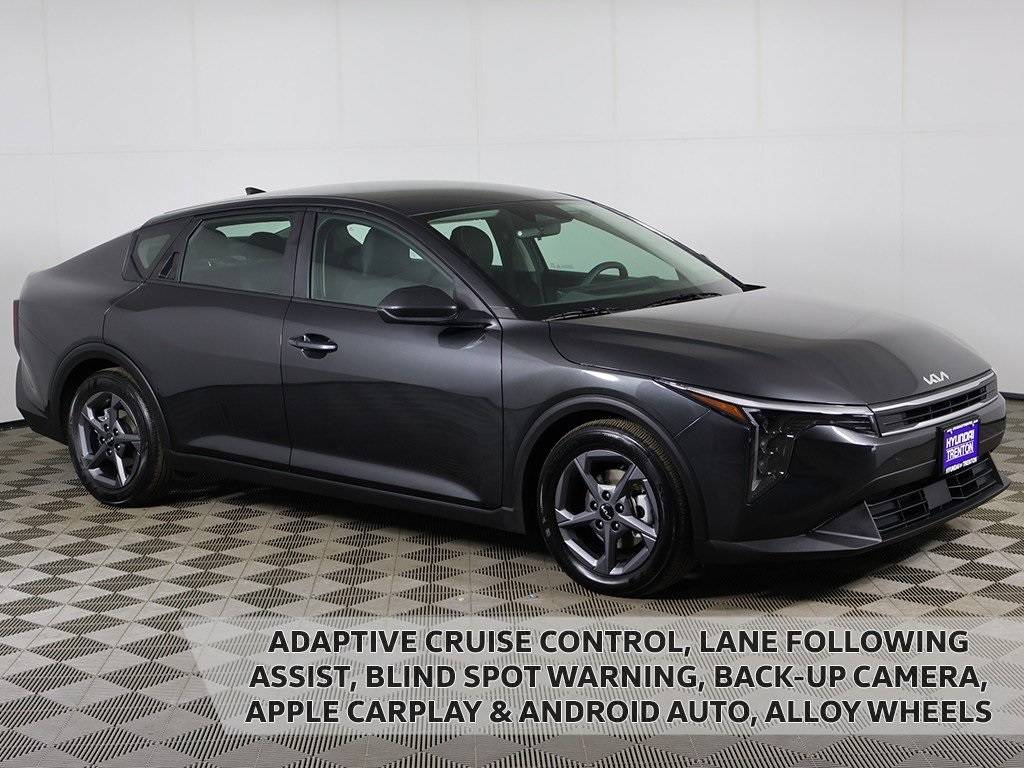 2025 Kia K4 LXS — Sedan — 4,211 mi — Ewing, NJ