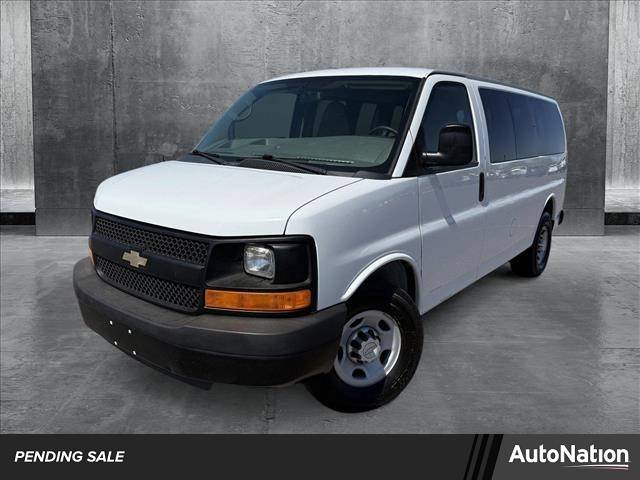2015 Chevrolet Express Passenger LS — Passenger Van — 17,068 mi — Avondale, AZ