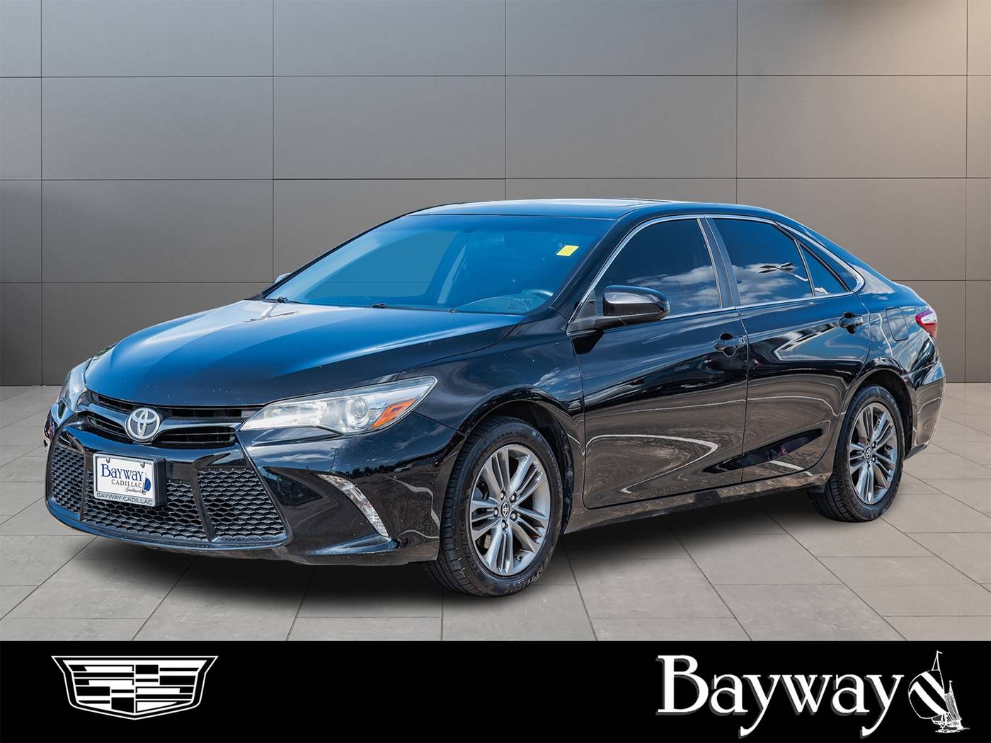 2016 Toyota Camry SE — Sedan — 121,383 mi — Houston, TX