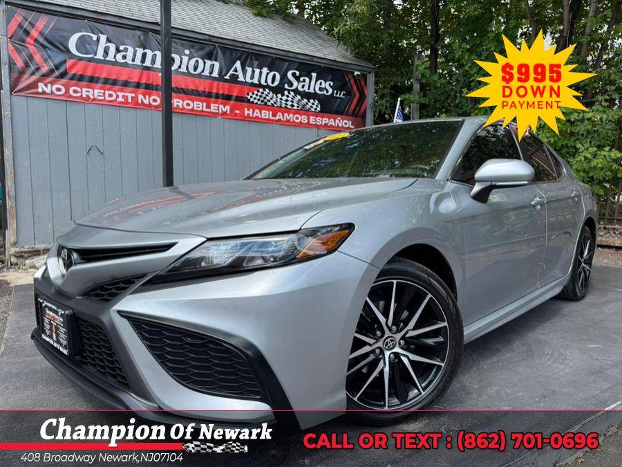 2022 Toyota Camry SE — Sedan — 65,927 mi — Newark, NJ