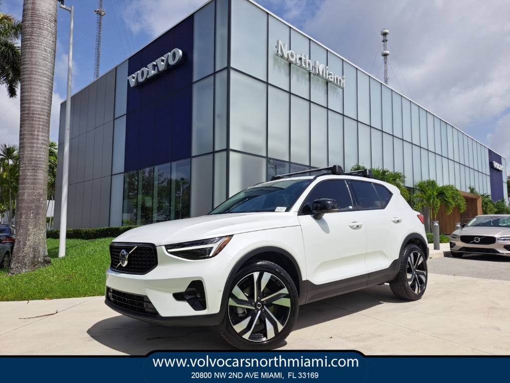 2024 Volvo XC40 Ultimate — SUV — 8,580 mi — Miami, FL