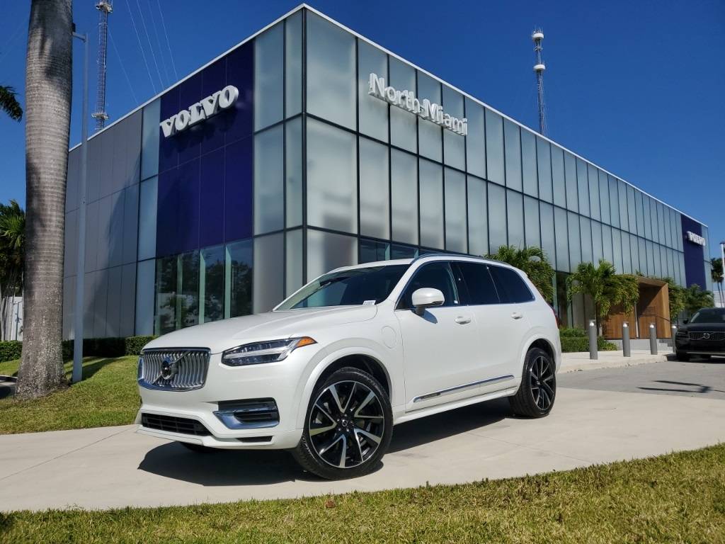 2022 Volvo XC90 Recharge Inscription Expression — SUV — 57,465 mi — Miami, FL