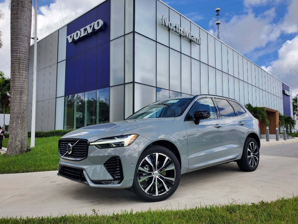 2025 Volvo XC60 Plus — SUV — 10,427 mi — Miami, FL