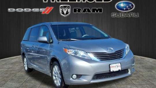 2014 Toyota Sienna Limited — Minivan — 126,535 mi — Freehold, NJ