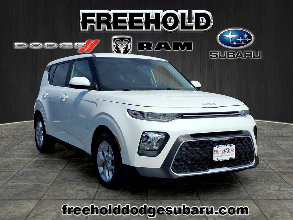 2022 Kia Soul LX — Hatchback — 16,547 mi — Freehold, NJ