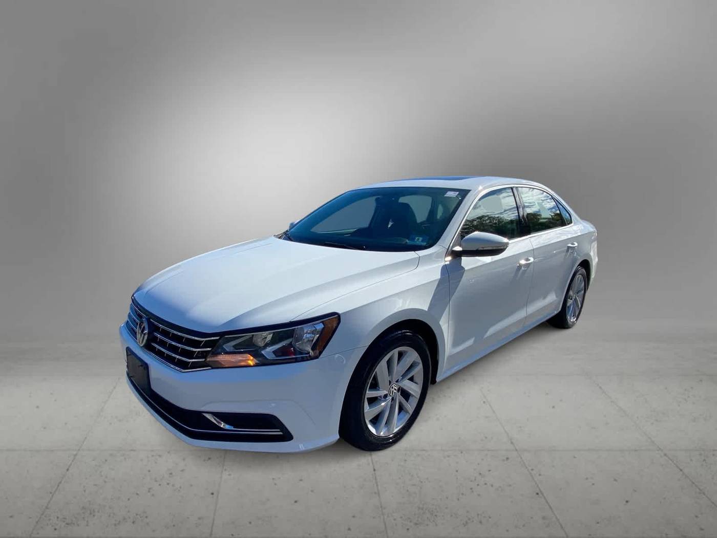 2018 Volkswagen Passat 2.0T SE — Sedan — 114,324 mi — Freehold, NJ