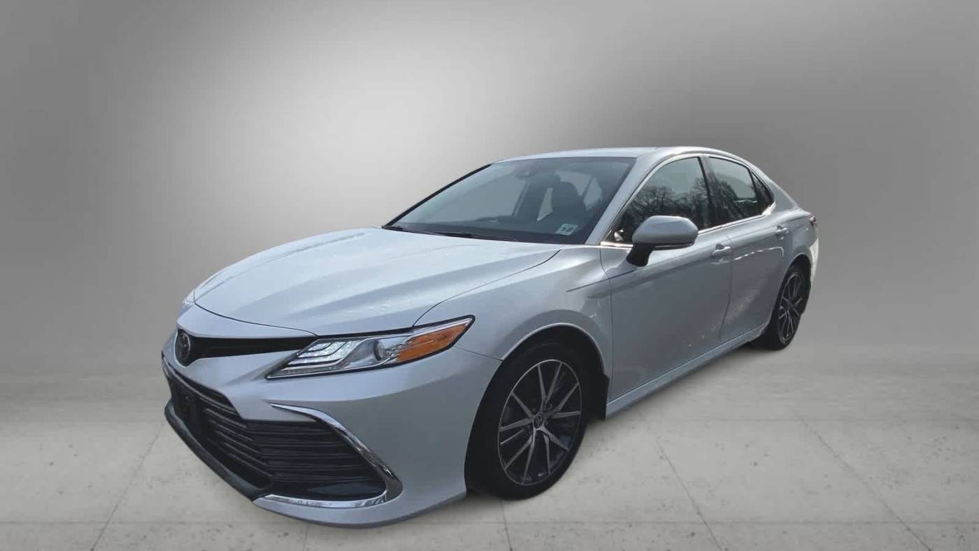 2023 Toyota Camry XLE — Sedan — 16,581 mi — Freehold, NJ