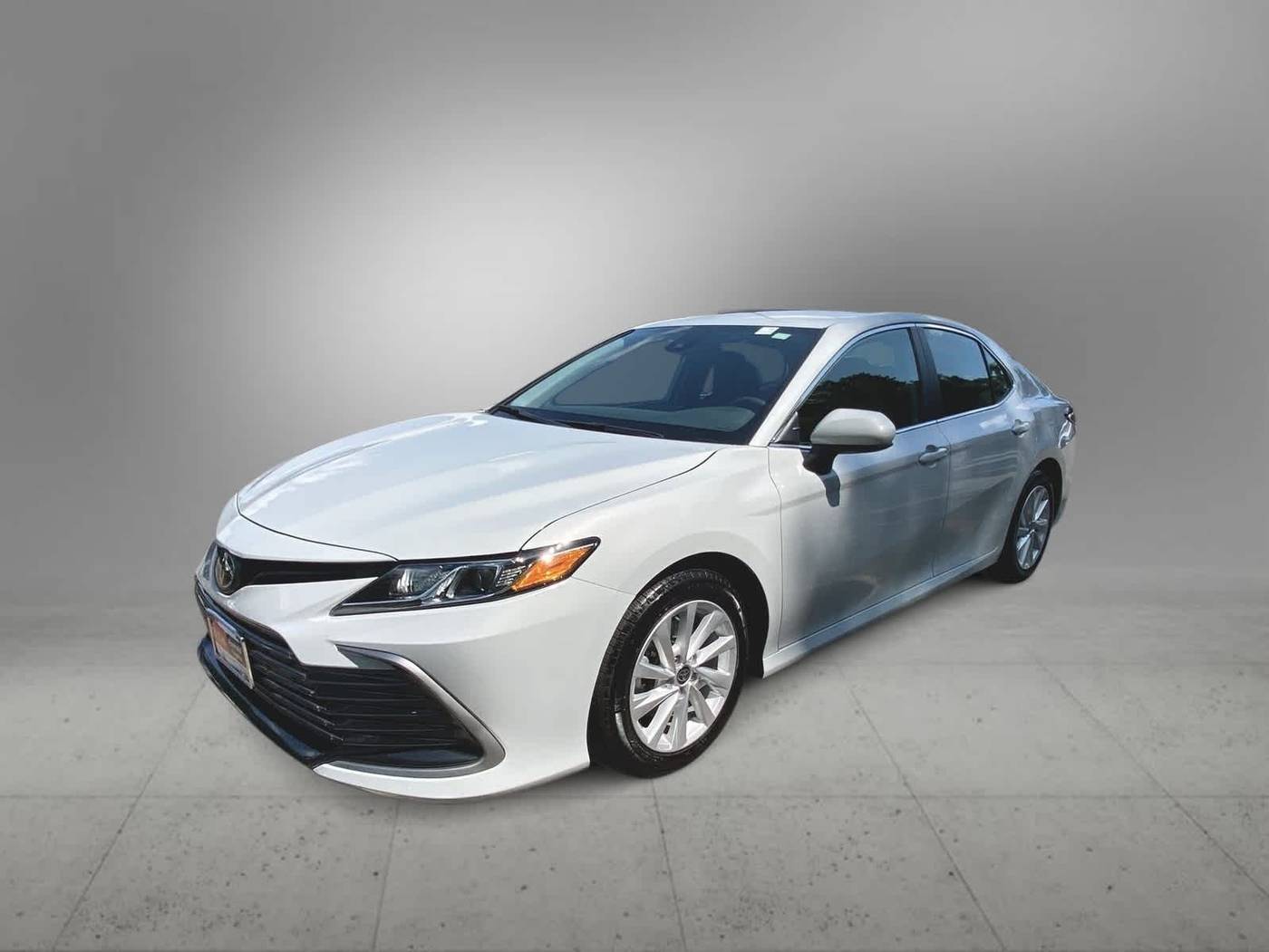 2024 Toyota Camry LE — Sedan — 24,273 mi — Freehold, NJ