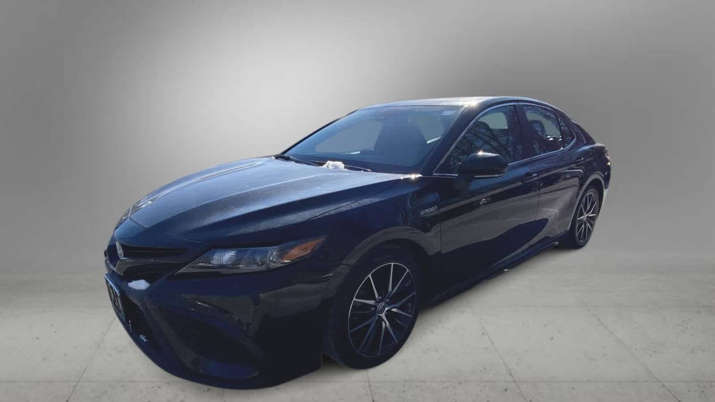 2021 Toyota Camry Hybrid SE — Sedan — 63,742 mi — Freehold, NJ