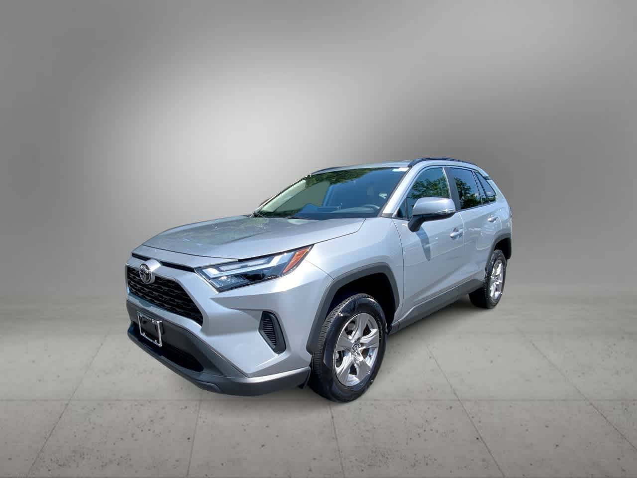 2024 Toyota RAV4 XLE — SUV — 25,116 mi — Freehold, NJ