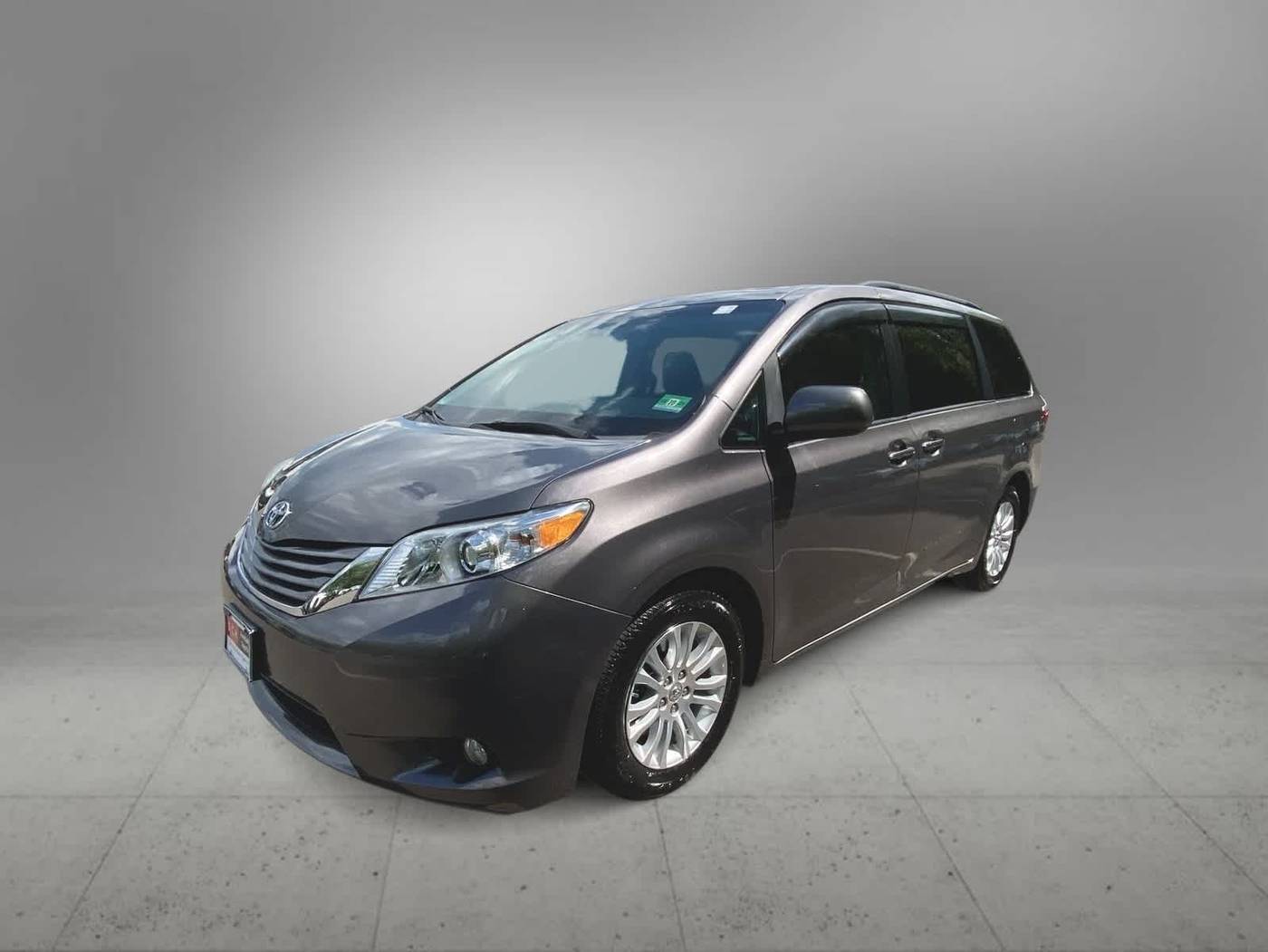 2017 Toyota Sienna XLE — Minivan — 72,465 mi — Freehold, NJ
