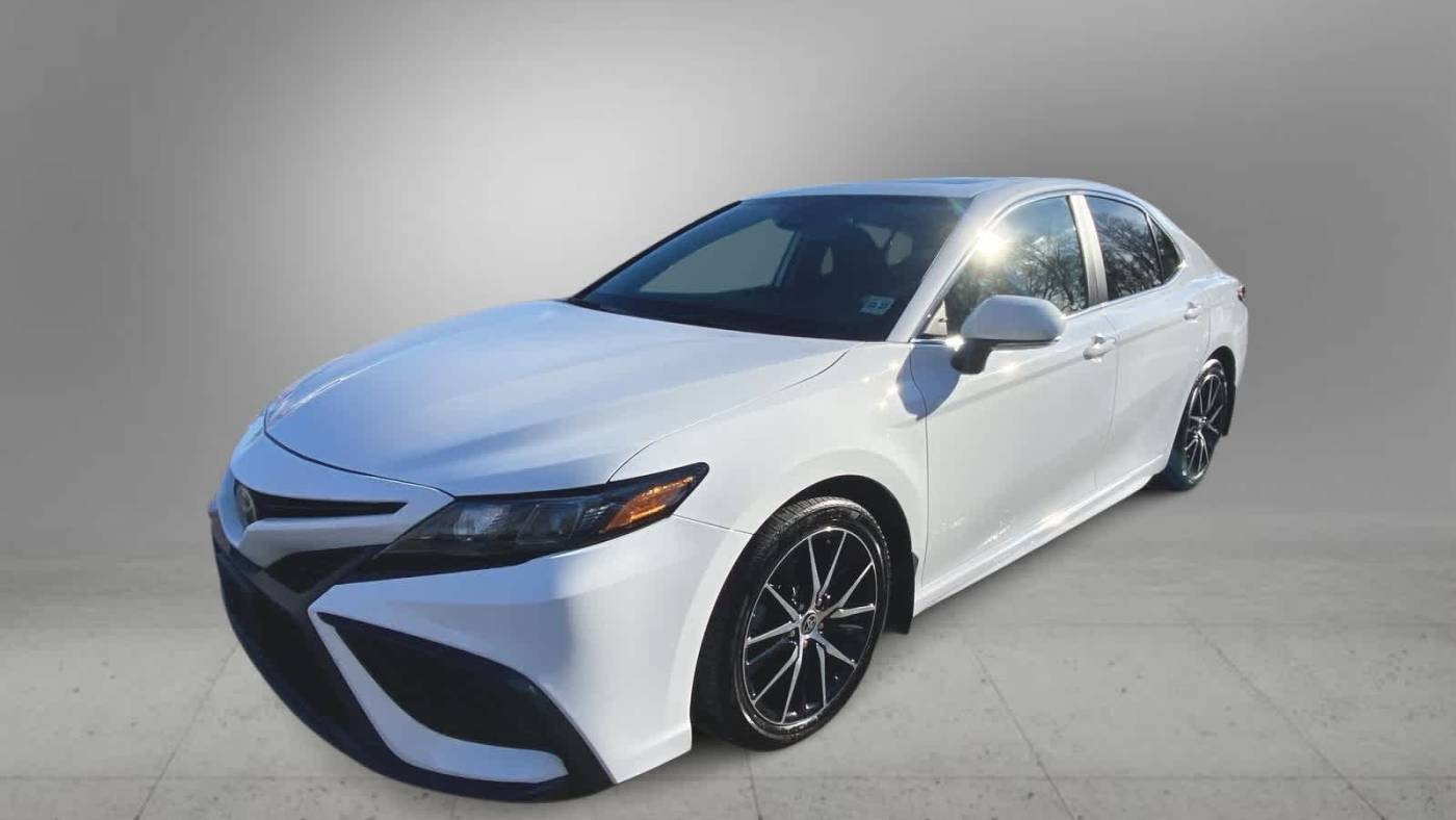 2023 Toyota Camry SE — Sedan — 41,868 mi — Freehold, NJ