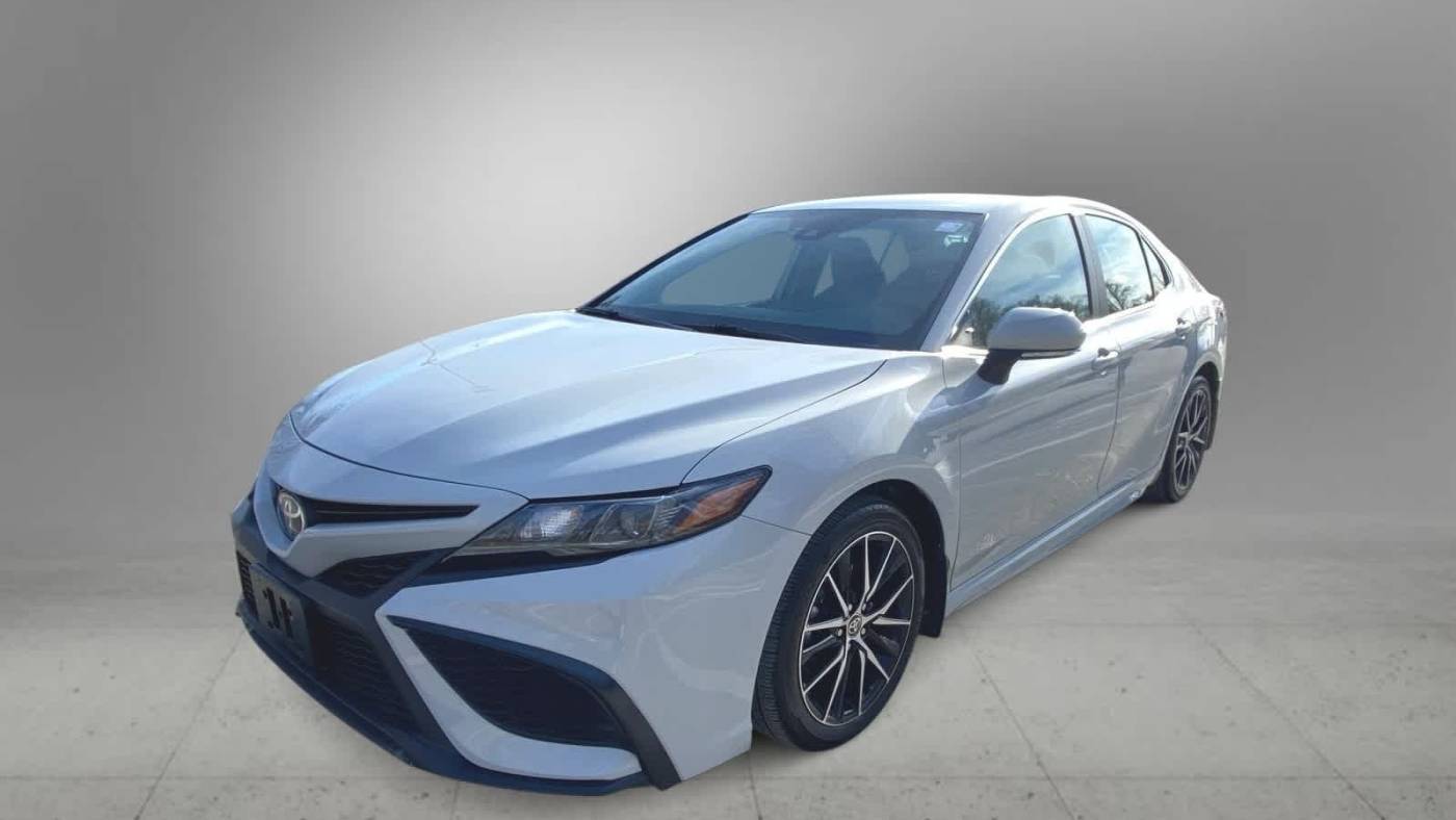 2022 Toyota Camry SE — Sedan — 22,410 mi — Freehold, NJ