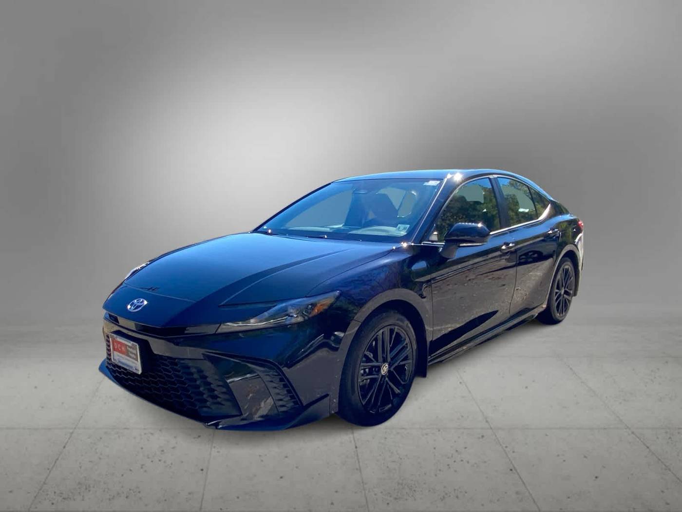 2025 Toyota Camry Hybrid SE — Sedan — 2,720 mi — Freehold, NJ