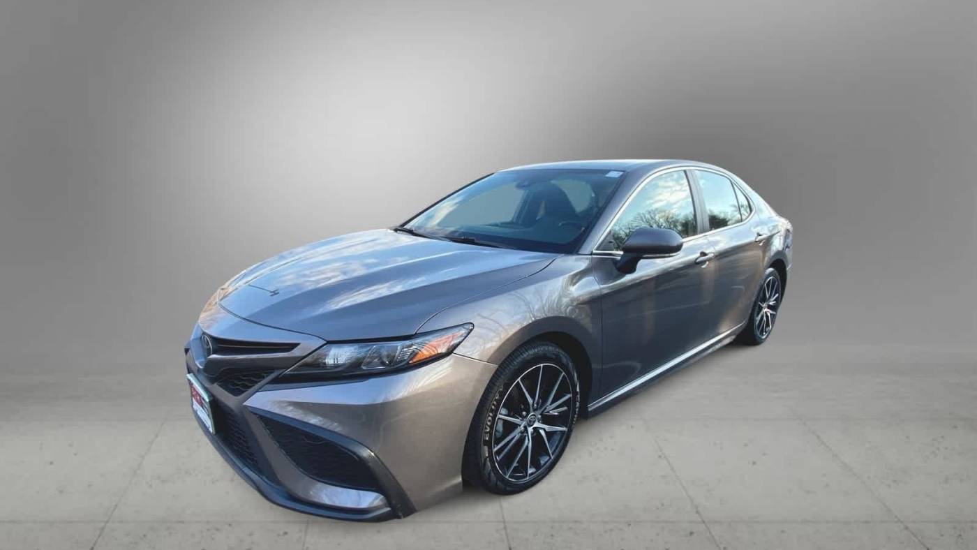 2022 Toyota Camry SE — Sedan — 57,970 mi — Freehold, NJ