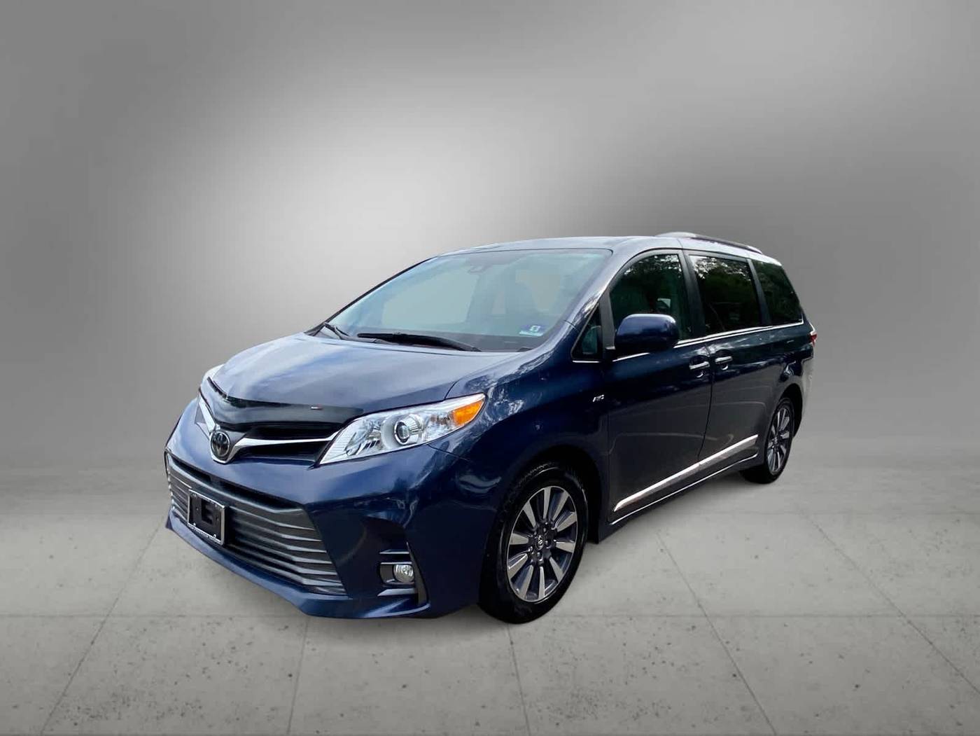 2019 Toyota Sienna XLE — Minivan — 92,083 mi — Freehold, NJ