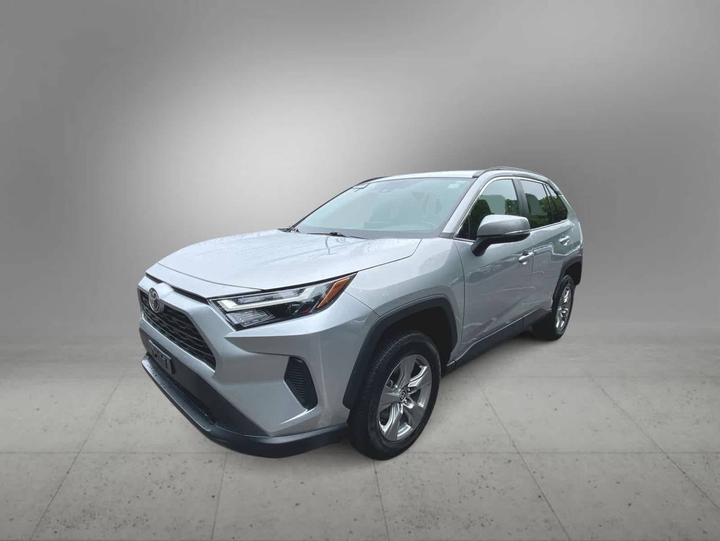 2024 Toyota RAV4 XLE — SUV — 30,609 mi — Freehold, NJ