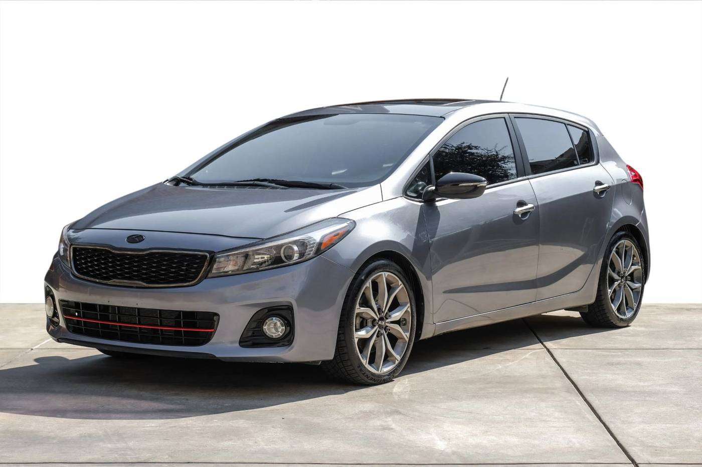 2017 Kia Forte SX — Hatchback — 82,565 mi — Addison, TX