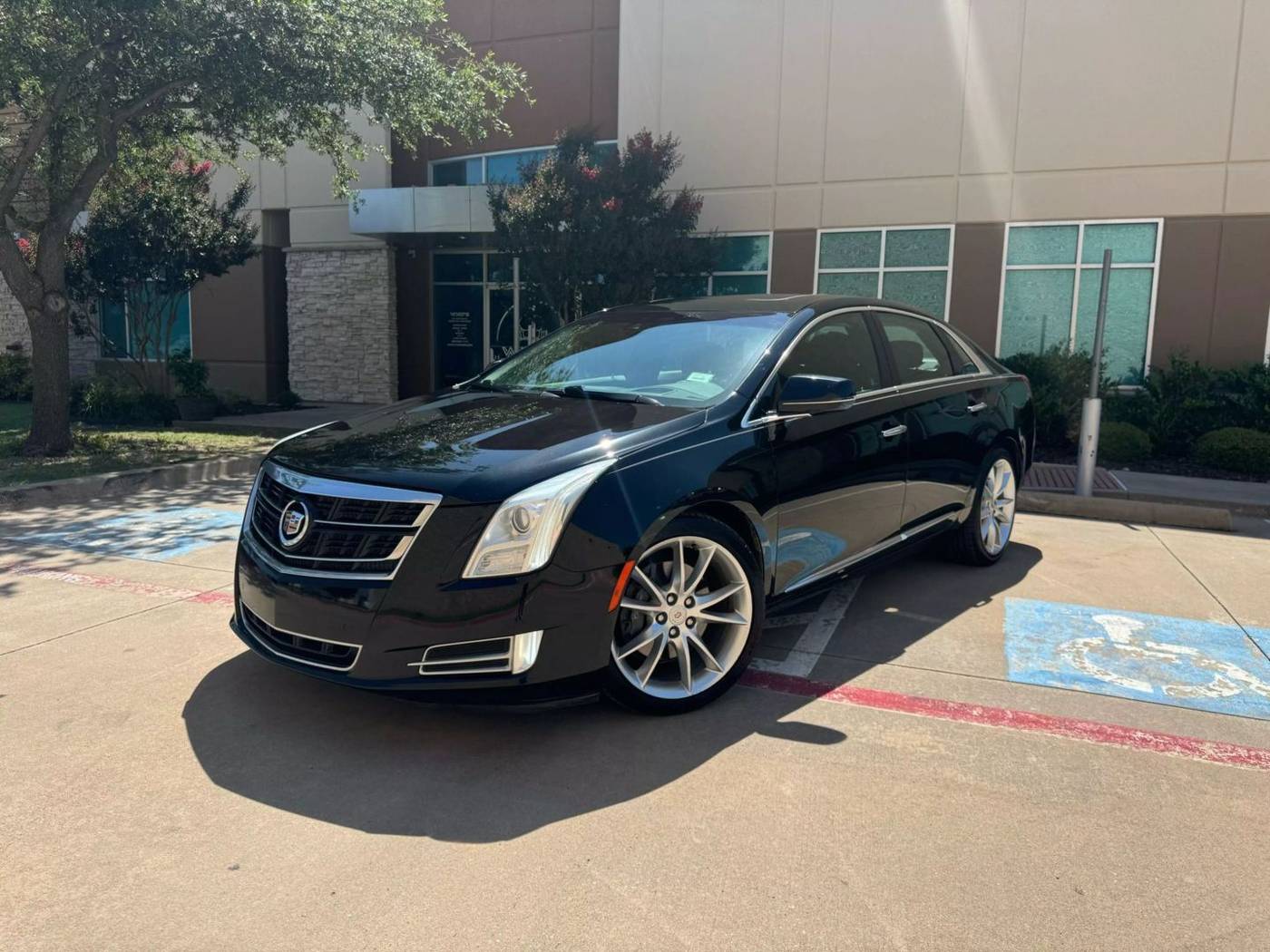 2014 Cadillac XTS Premium — Sedan — 65,936 mi — Addison, TX