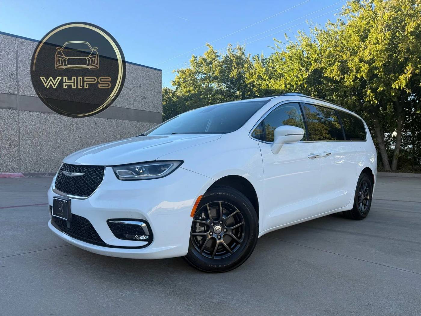 2021 Chrysler Pacifica Touring L — Minivan — 90,341 mi — Addison, TX