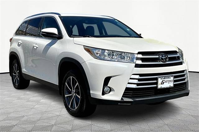 2019 Toyota Highlander XLE — SUV — 75,679 mi — Lowell, NC