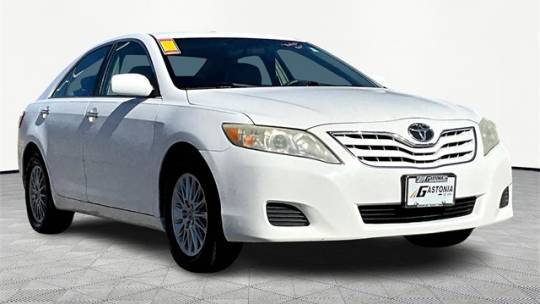 2011 Toyota Camry LE — Sedan — 274,119 mi — Lowell, NC