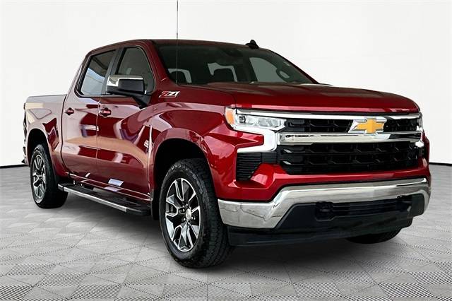 2024 Chevrolet Silverado 1500 LT — Pickup Truck — 11,612 mi — Lowell, NC