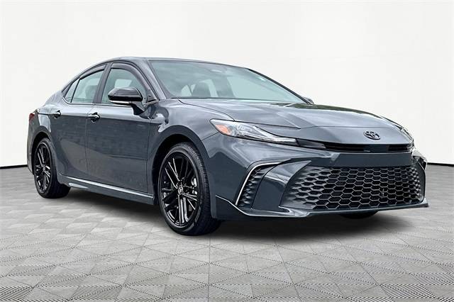 2025 Toyota Camry LE — Sedan — 4,575 mi — Lowell, NC